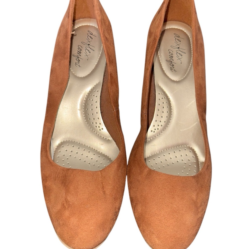 DexFlex Comfort Women's Tan Pumps